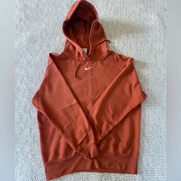 Sweatsuit - Picture 2 of 7